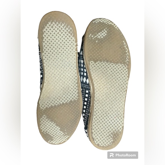 Toms Textured Striped Vans - Picture 5 of 5